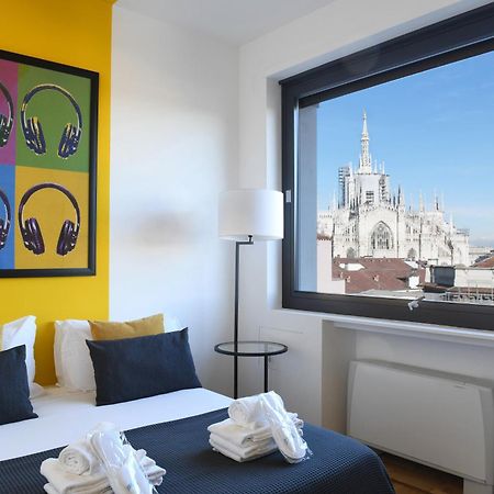 Sweett - Duomo View Apartment Milan Bagian luar foto